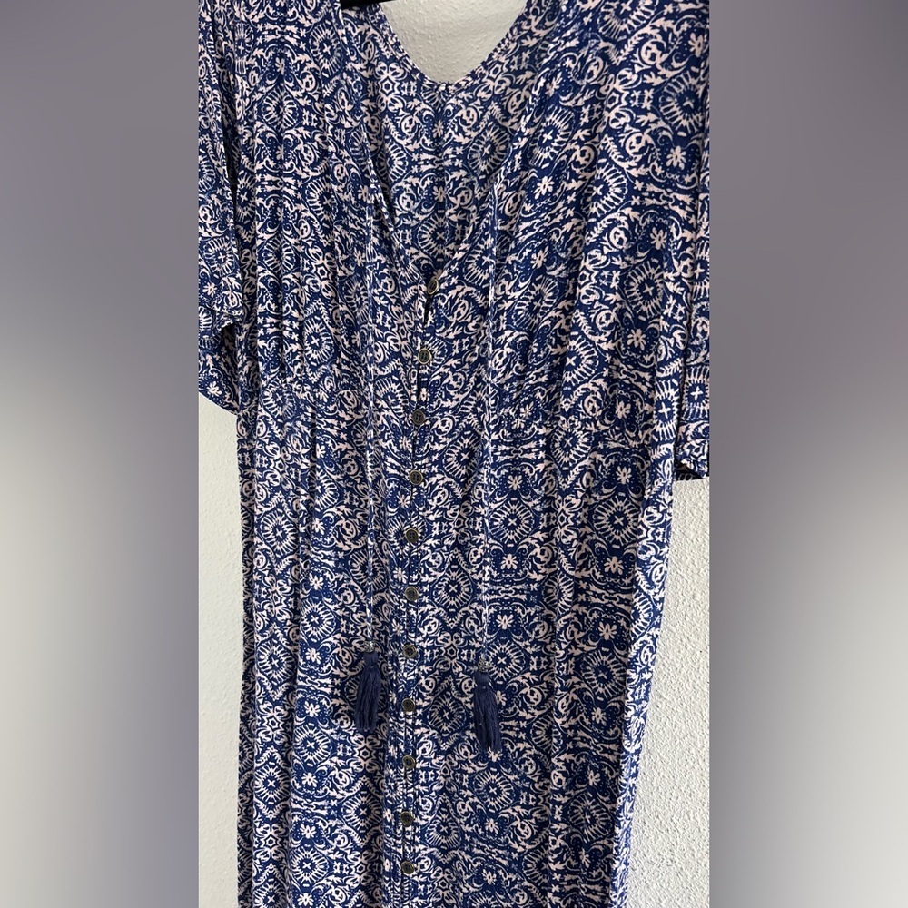 Artesia Blue Geometric Print Maxi Dress - Picture 2 of 6